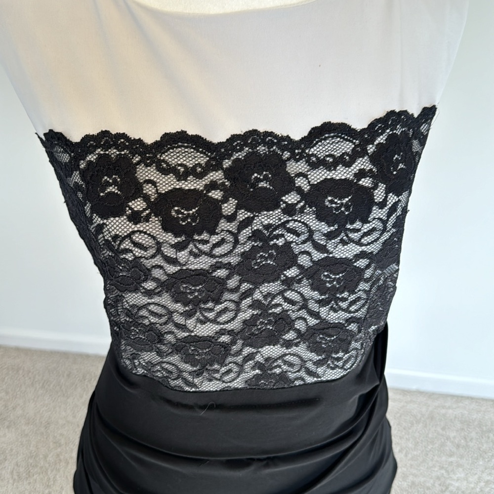 Bodycon Dress - Picture 2 of 2